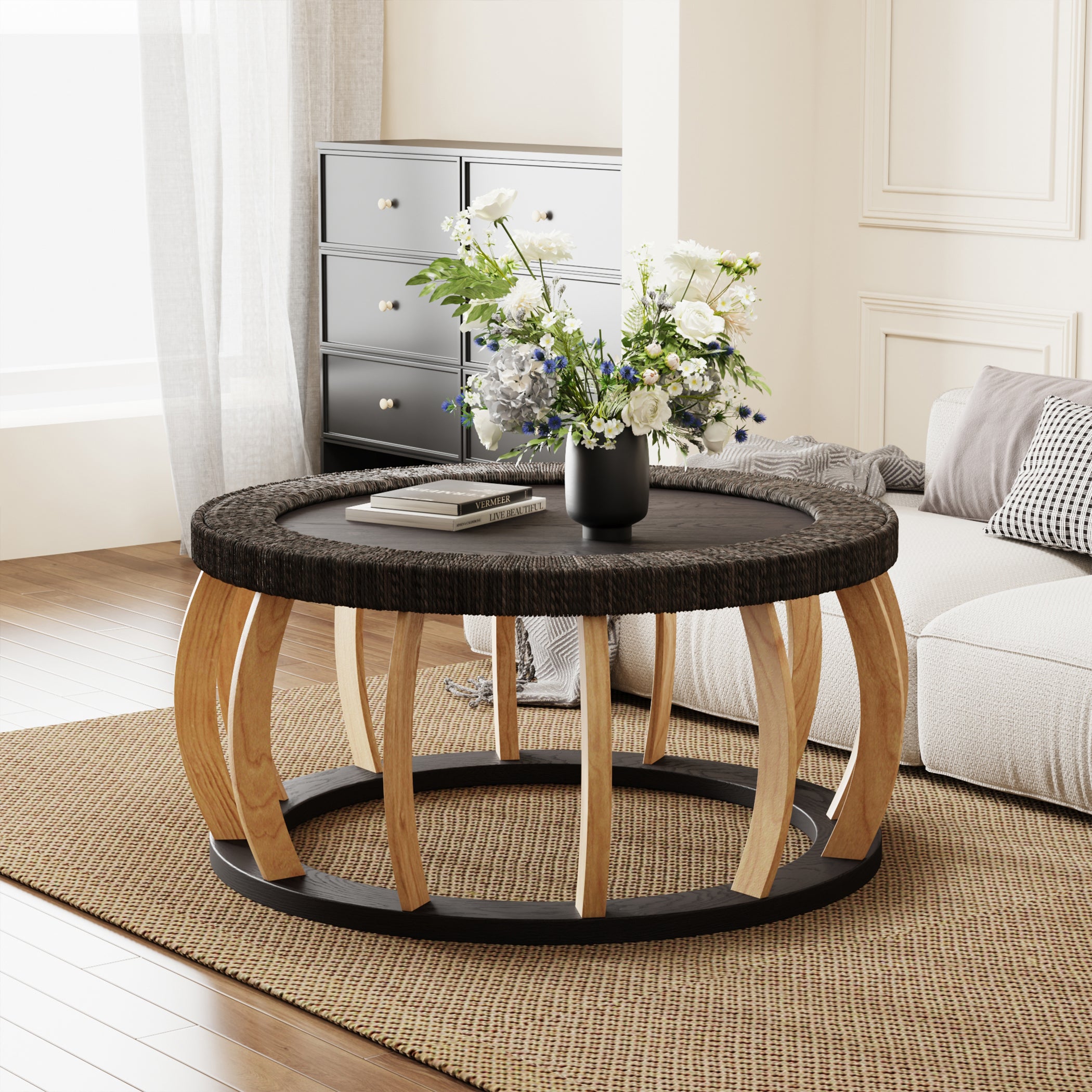 Runder Couchtisch mit Stauraum